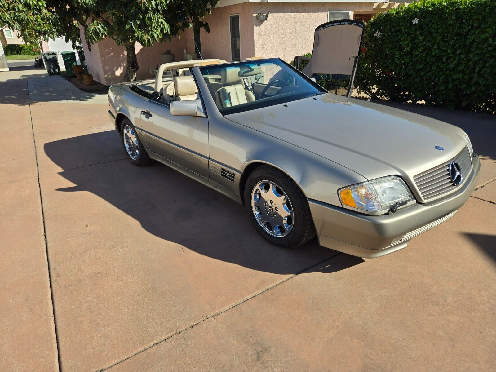 Mercedes-Benz-SL-Class-Cabriolet-1995-Smoke-Silver-Tan-104607-20