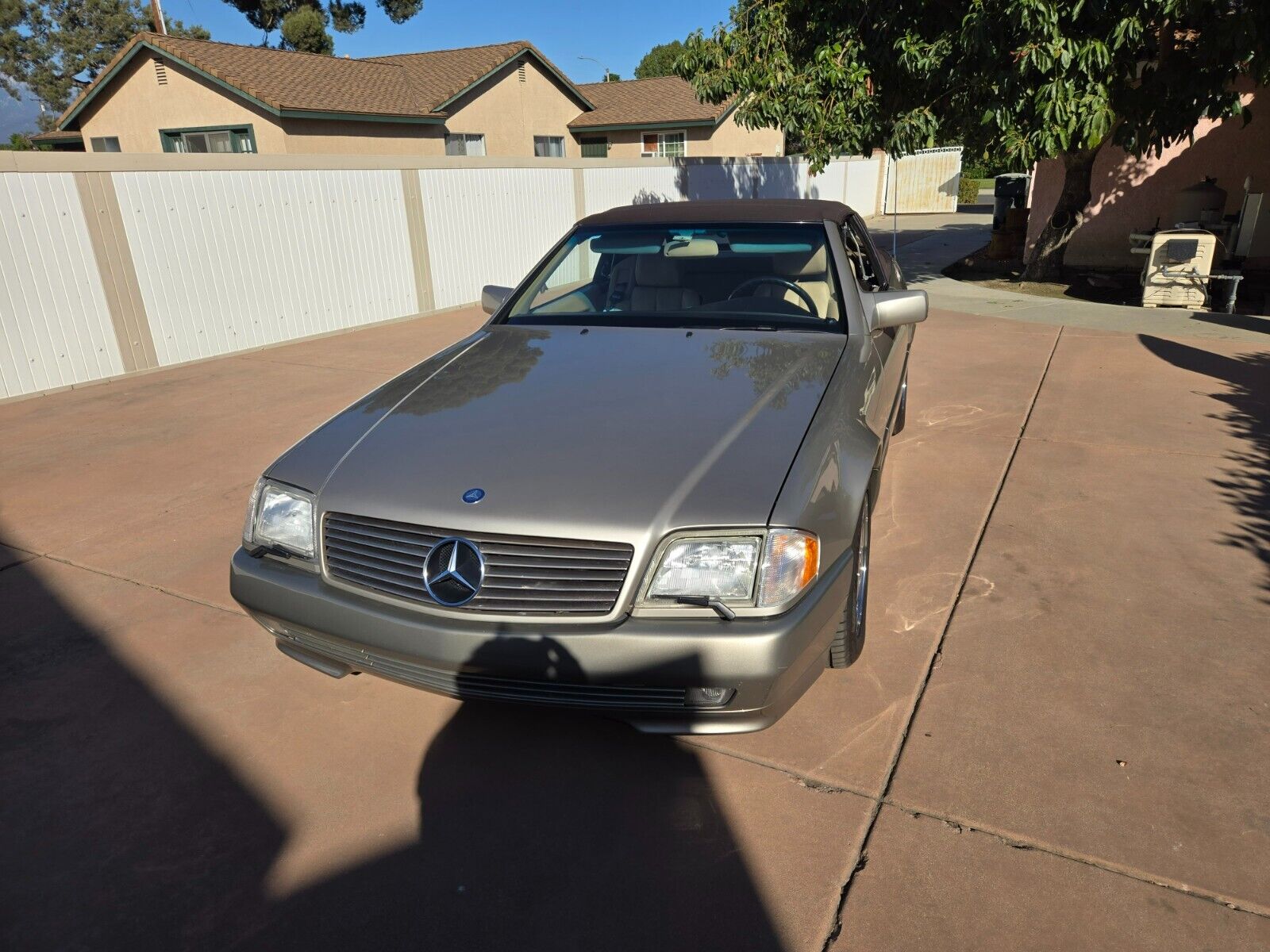 Mercedes-Benz-SL-Class-Cabriolet-1995-Smoke-Silver-Tan-104607-21