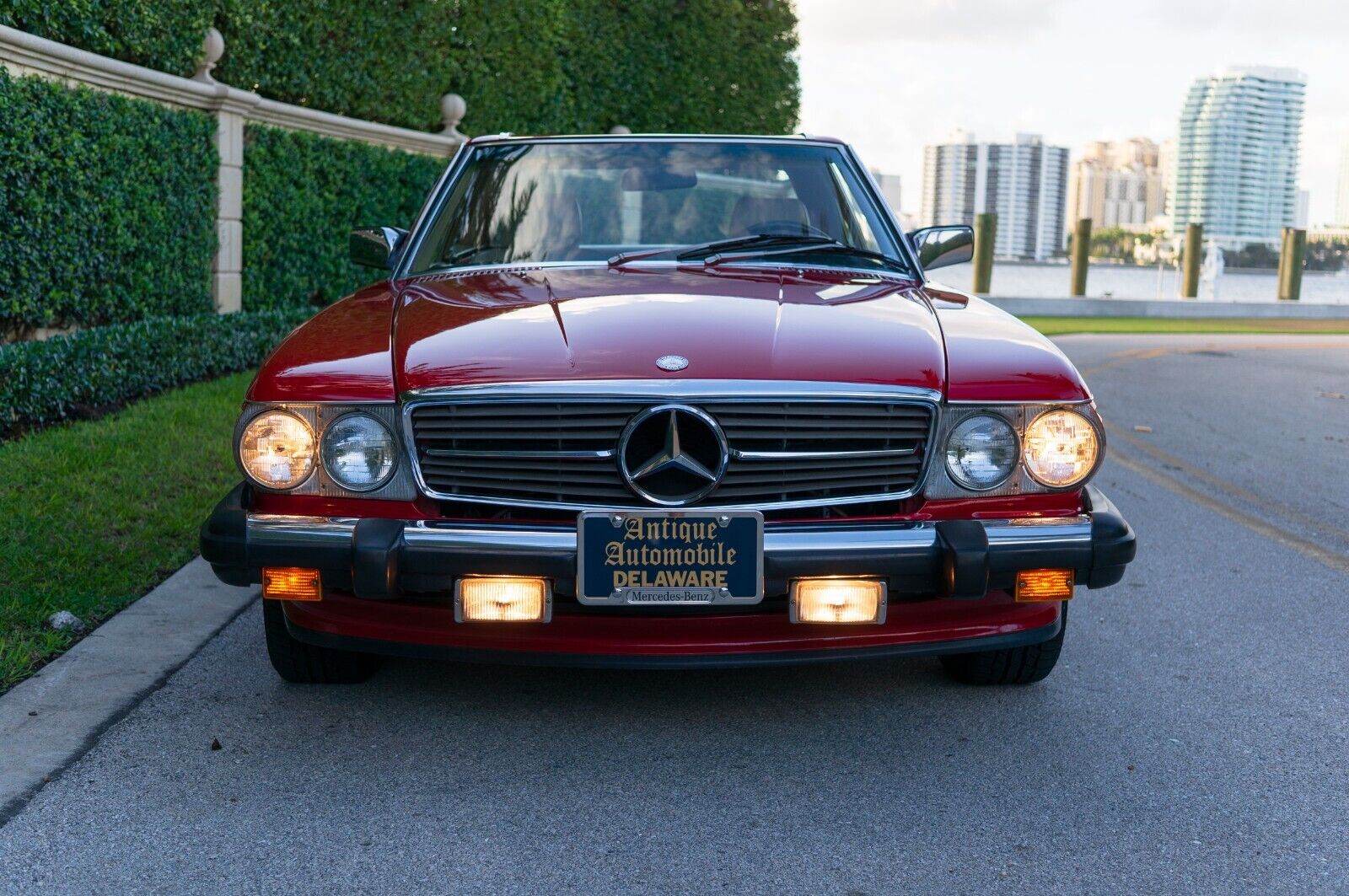 Mercedes-Benz-SL-Class-Coupe-1989-Red-Tan-170590-1