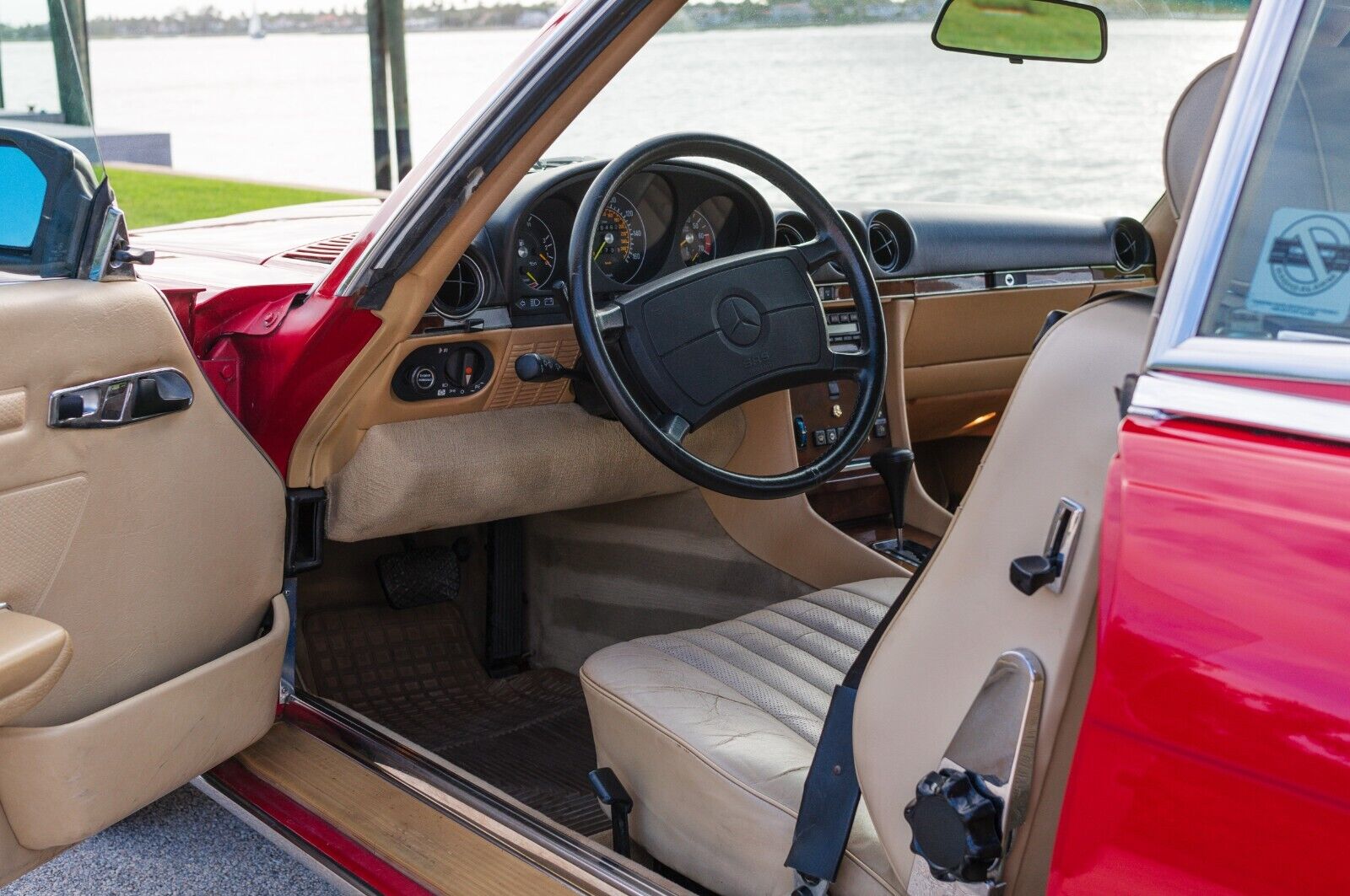 Mercedes-Benz-SL-Class-Coupe-1989-Red-Tan-170590-16