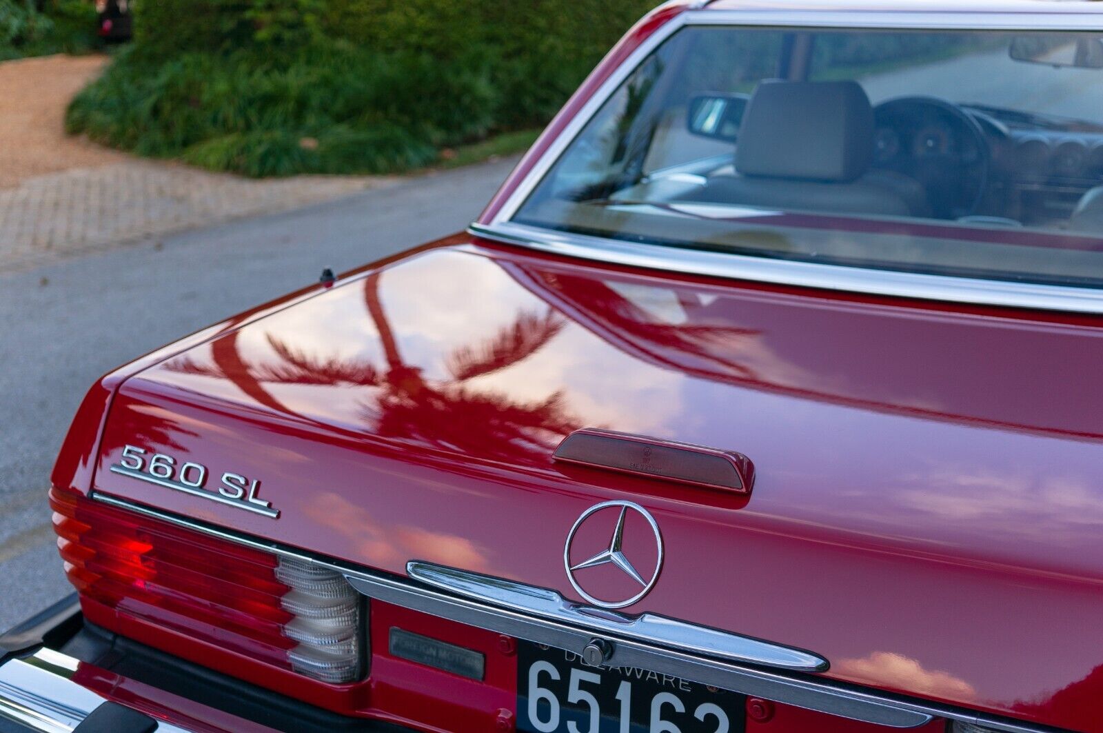 Mercedes-Benz-SL-Class-Coupe-1989-Red-Tan-170590-5