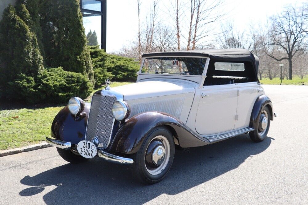 Mercedes-Benz-Type-170Da-1951-Brown-cream-0-1