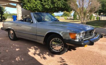 Mercedes-benz-450sl-1979-135185-9