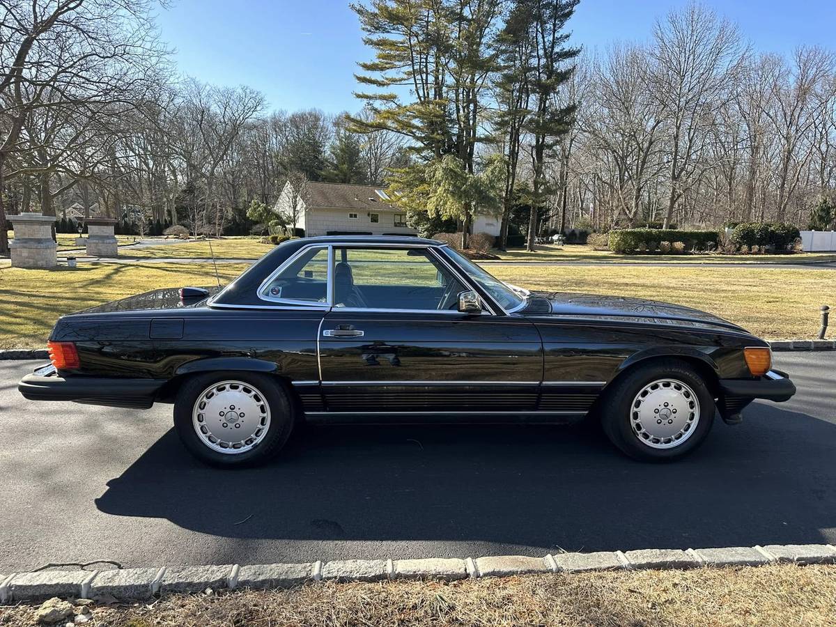 Mercedes-benz-560sl-1987-black-158005-7