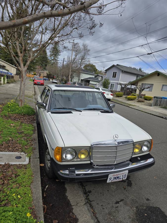 Mercedes-benz-Benz-300-diesel-1985-white-165685-1