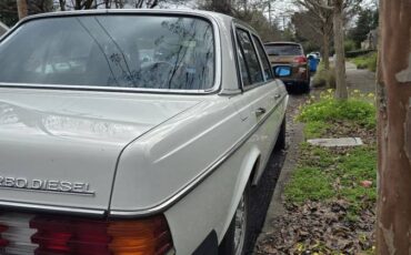 Mercedes-benz-Benz-300-diesel-1985-white-165685-3