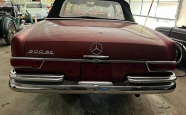 Mercedes-benz-Benz-300-se-cabriolet-rhd-1966-custom-2-17