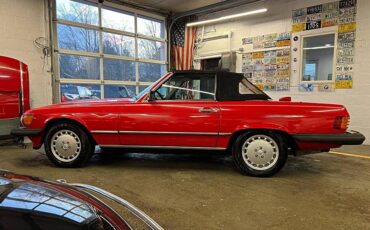 Mercedes-benz-Benz-560class-1986-red-174864-2