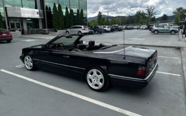 Mercedes-benz-Benz-e320-1994-black-389460-3