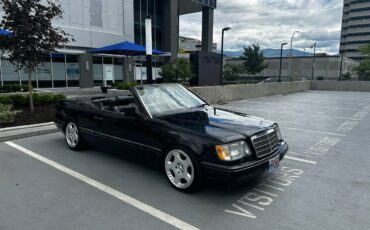 Mercedes-benz-Benz-e320-1994-black-389460