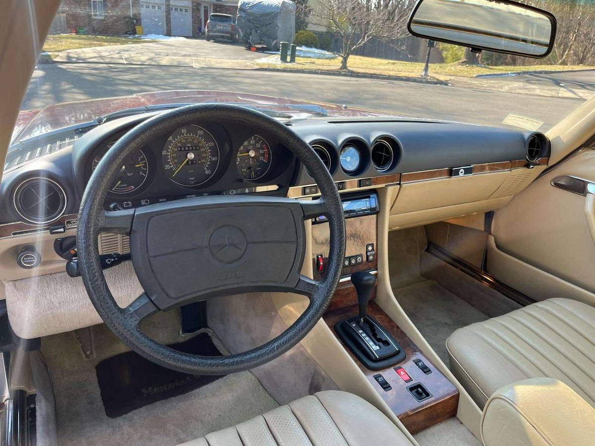 Mercedes-benz-benz-380-380sl-1985-180636-7