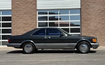 Mercedes-benz-benz-560-class-1987-black-328016-2