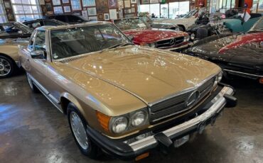 Mercedes-benz-benz-560-class-1987-yellow-259640