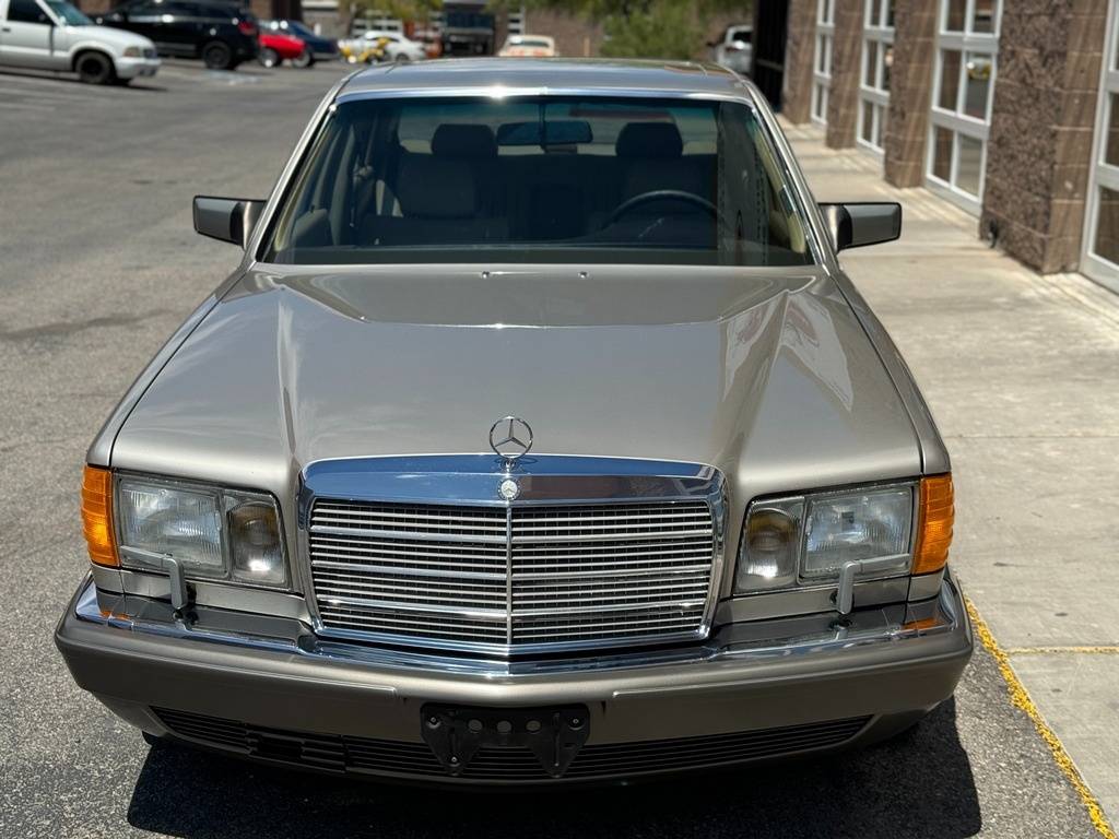 Mercedes-benz-benz-560-class-1988-yellow-138217-9