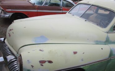 Mercury-2-door-sedan-Coupe-1951-1609344-5