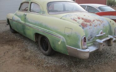 Mercury-2-door-sedan-Coupe-1951-1609344-9