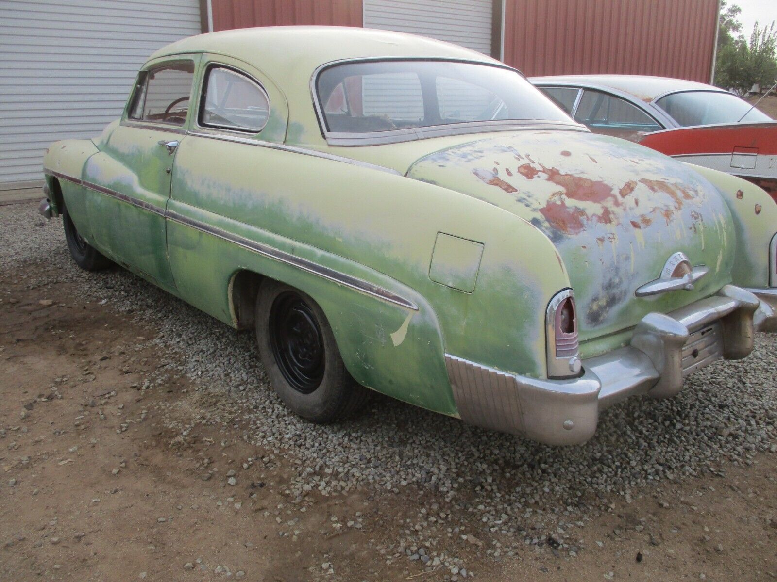 Mercury-2-door-sedan-Coupe-1951-1609344-9