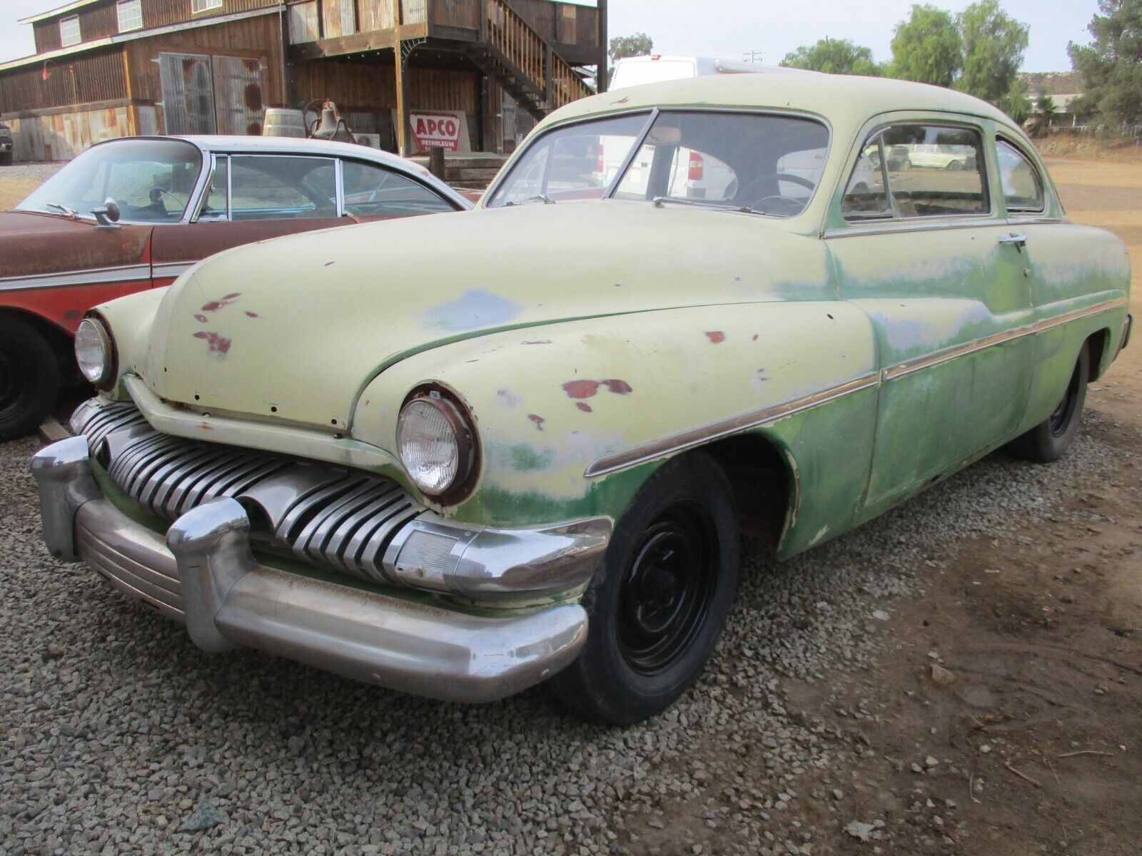 Mercury 2 door sedan Coupe 1951 à vendre