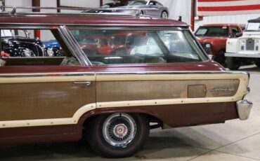 Mercury-Colony-Park-Berline-1964-Maroon-Metallic-Tan-133436-4