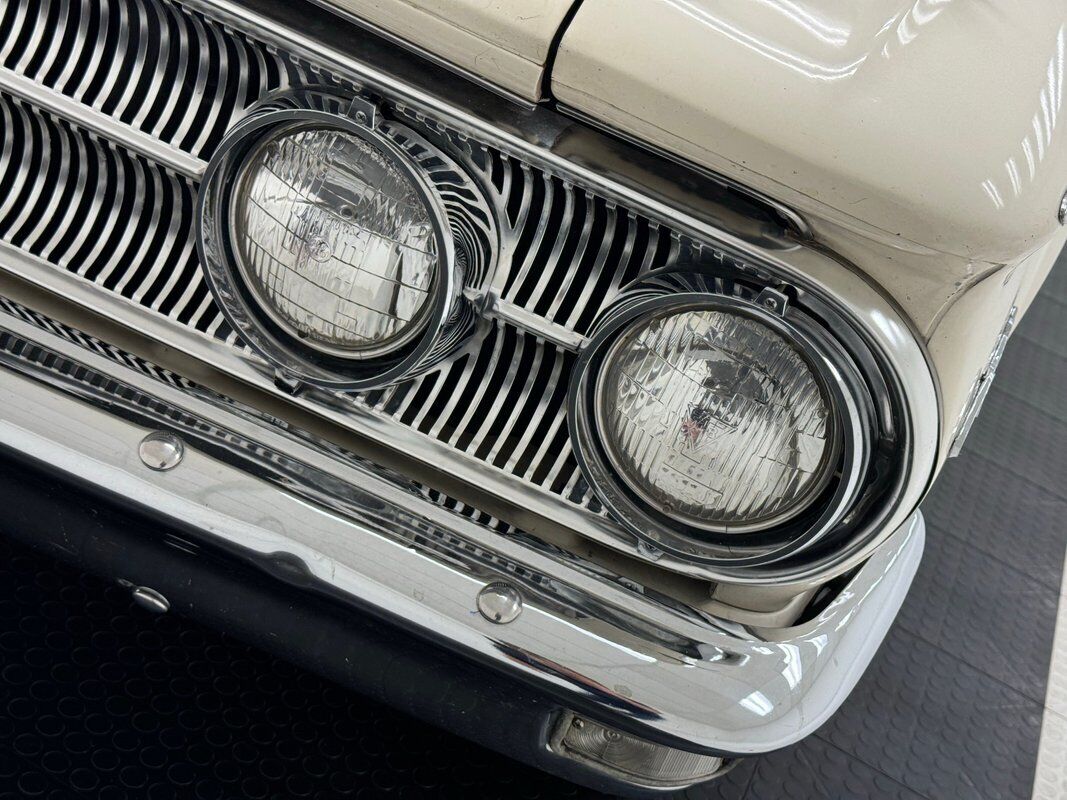 Mercury-Comet-1960-White-Black-111351-8