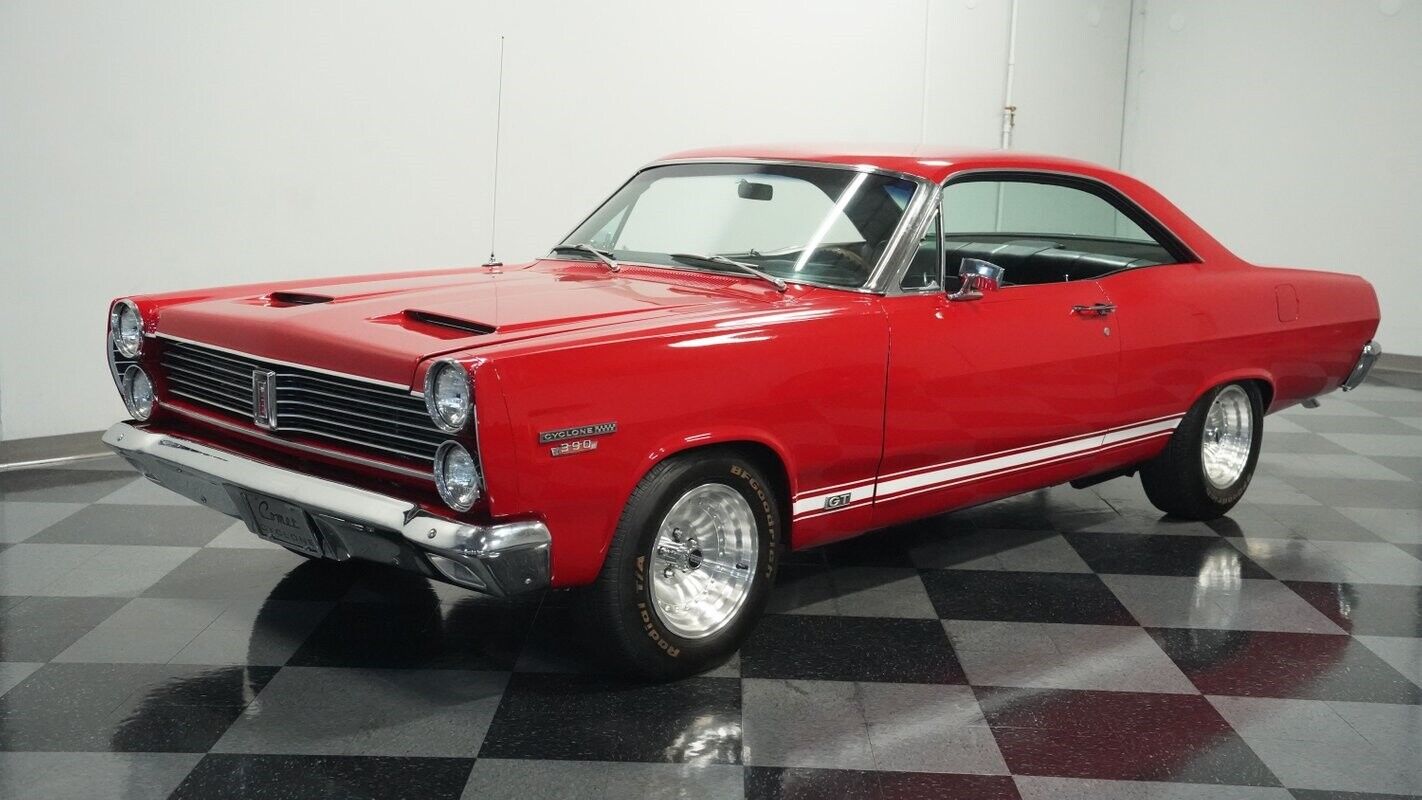 Mercury-Comet-1967-Red-Black-76325-6