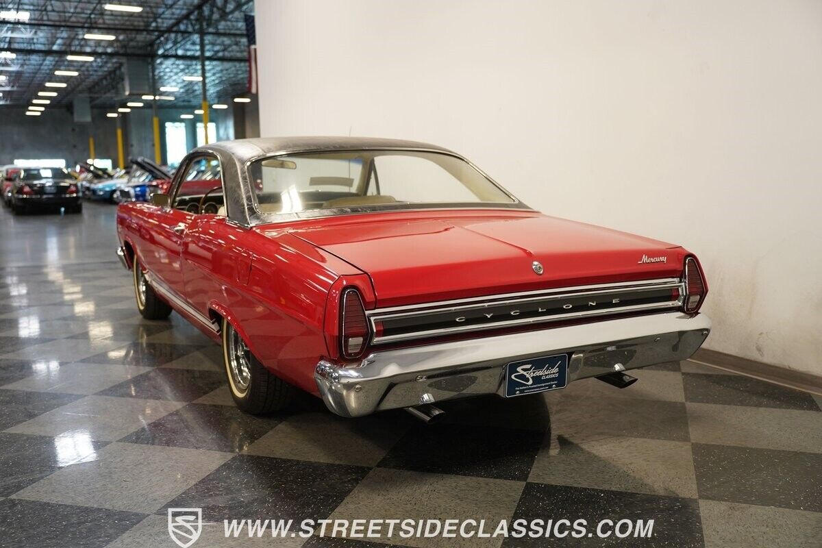 Mercury-Comet-1967-Red-Parchment-8932-7