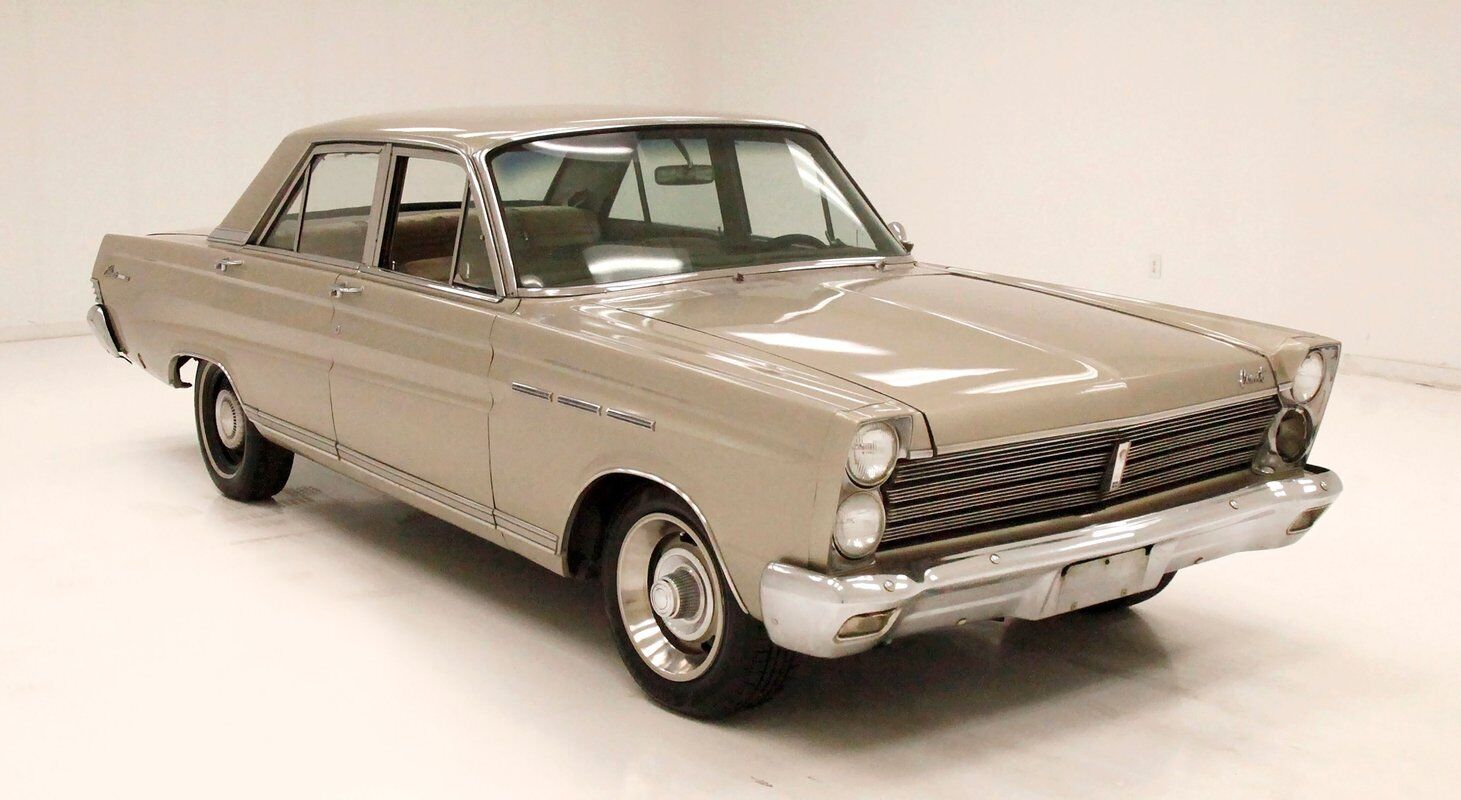 Mercury-Comet-Berline-1965-Light-Beige-Metallic-Palomino-8029-5