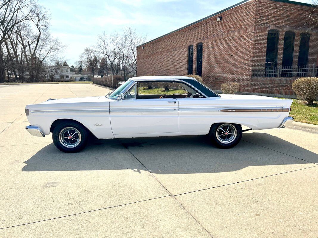 Mercury-Comet-Caliente-Coupe-1964-White-Tan-61155-9