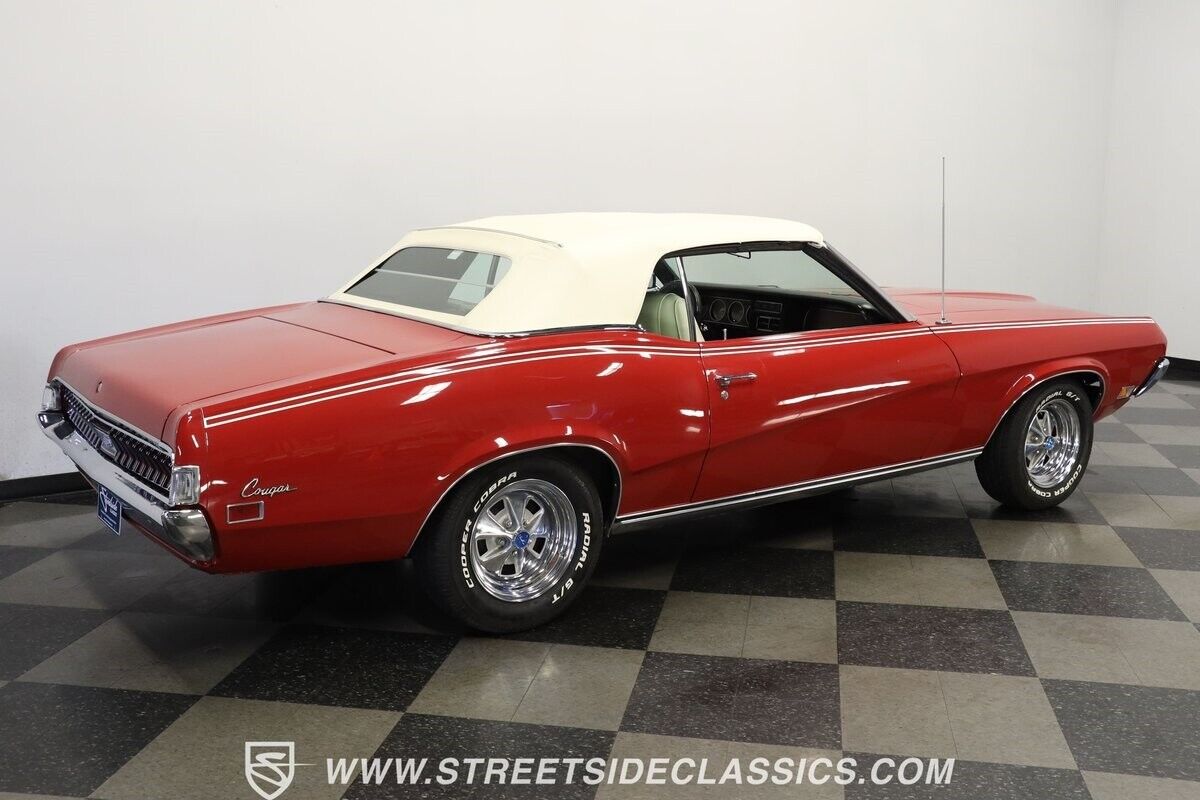 Mercury-Cougar-Cabriolet-1970-Red-White-60198-11