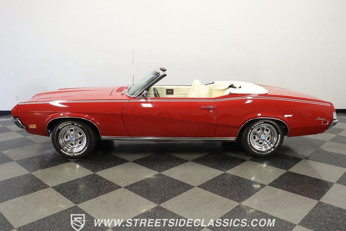 Mercury-Cougar-Cabriolet-1970-Red-White-60198-2