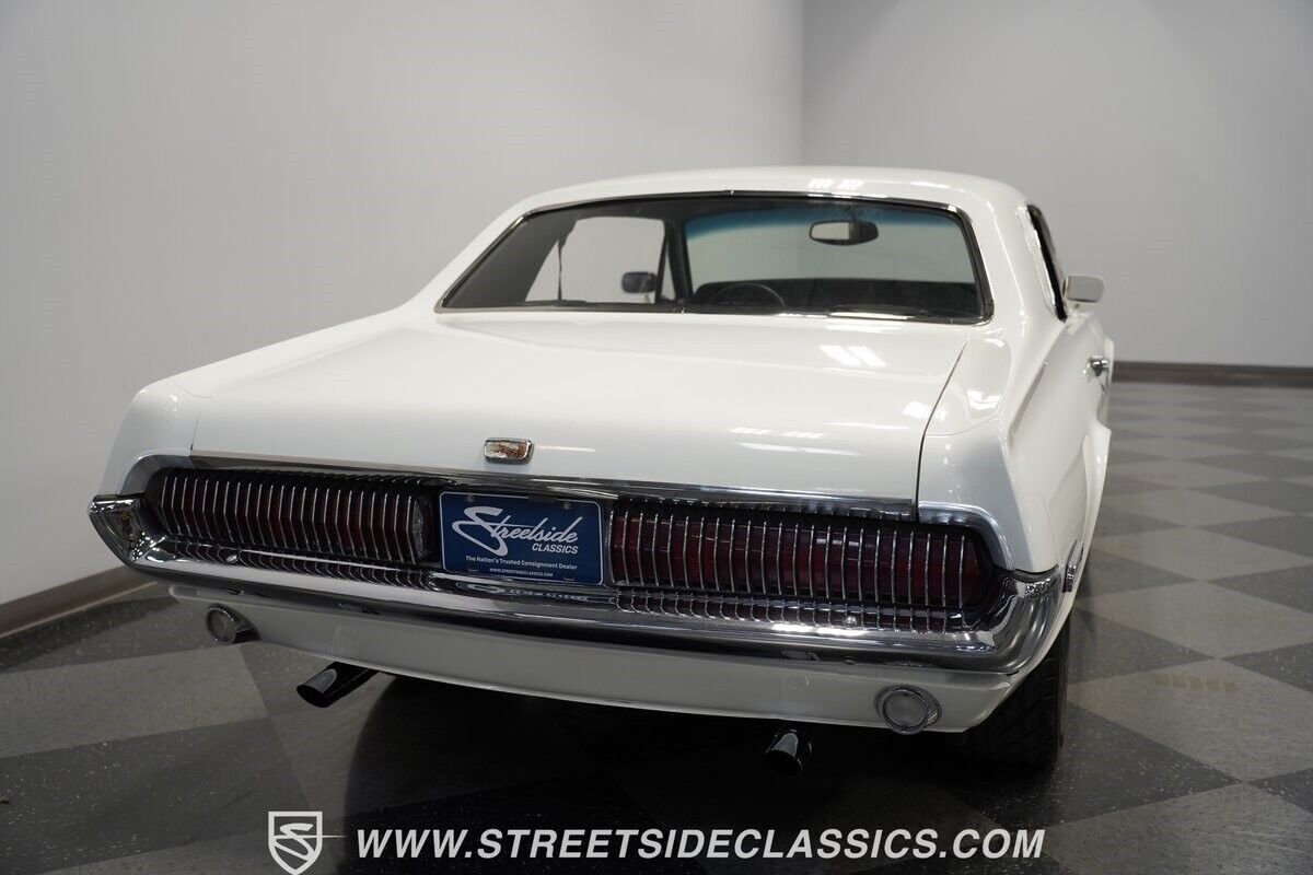 Mercury-Cougar-Coupe-1968-White-Black-127236-10