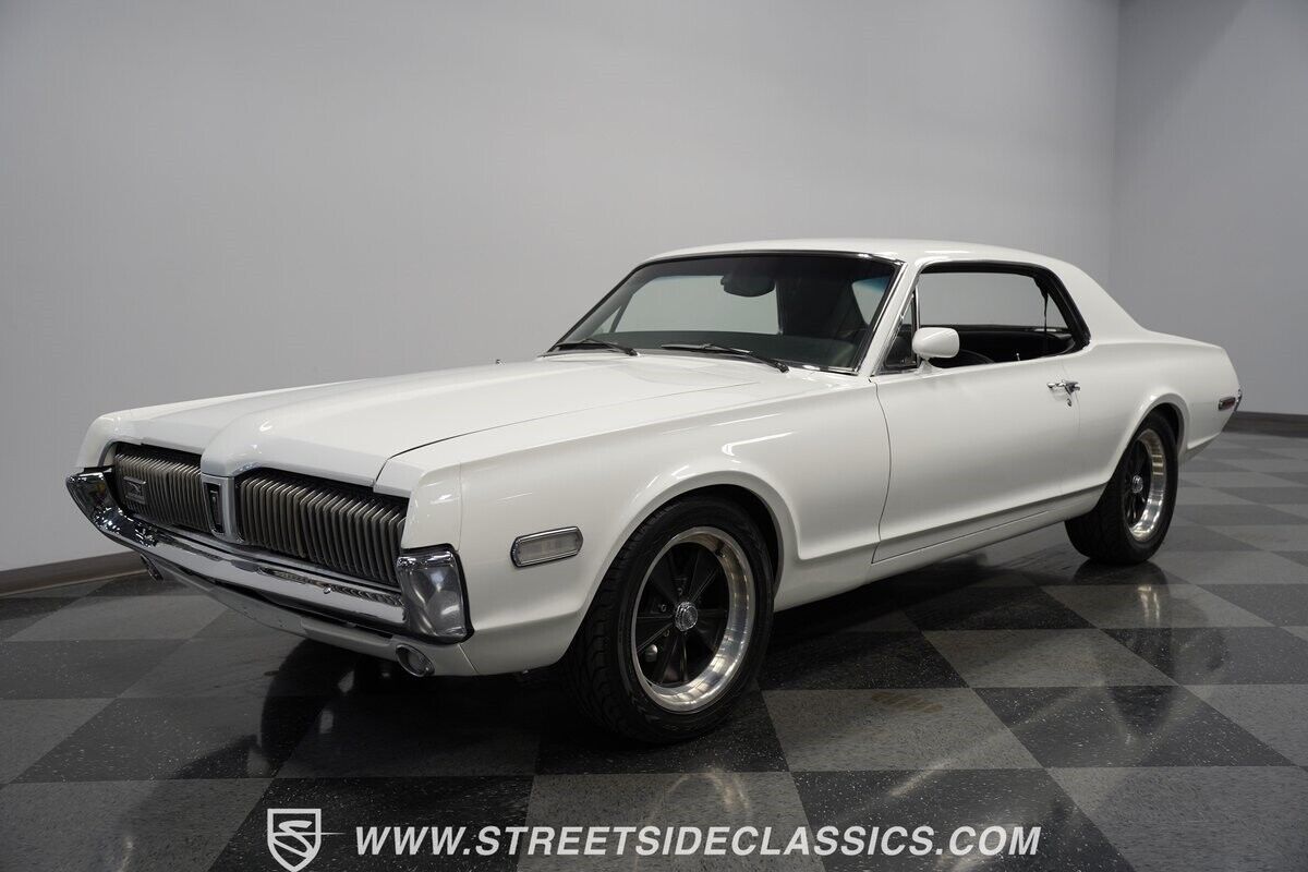 Mercury-Cougar-Coupe-1968-White-Black-127236-5