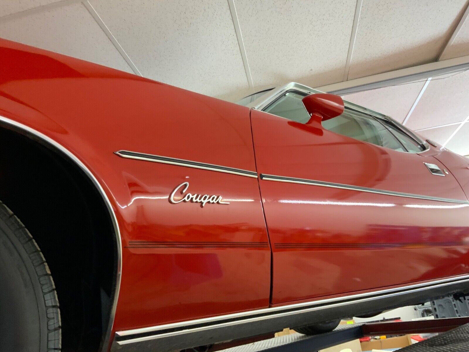 Mercury-Cougar-Coupe-1973-Red-White-107826-19