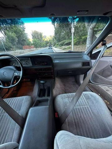 Mercury-Cougar-Coupe-1992-Silver-Gray-147437-19