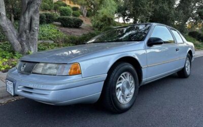 Mercury Cougar Coupe 1992 à vendre