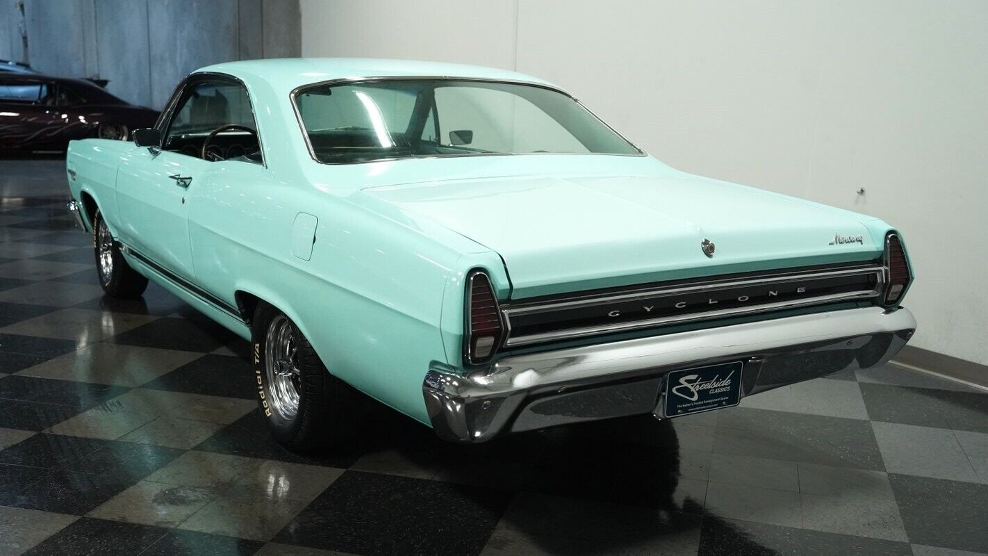 Mercury-Cyclone-1967-Turquoise-Blue-26292-7