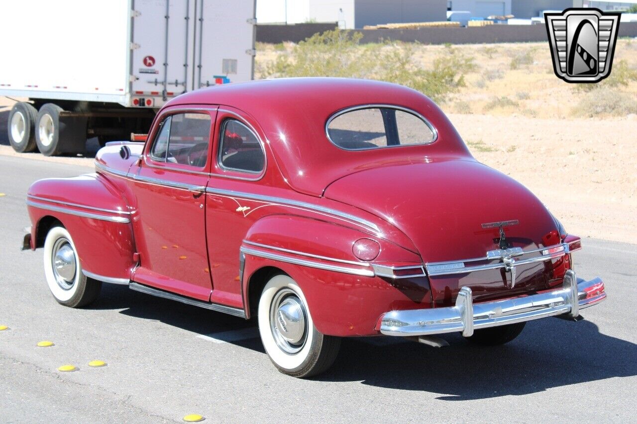 Mercury-Eight-Coupe-1946-Red-Beige-5636-6