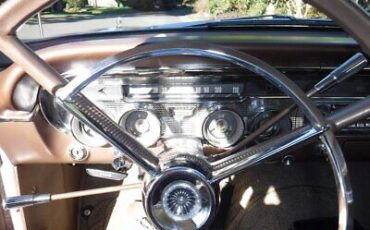 Mercury-Meteor-Coupe-1962-Gold-Tan-99779-6