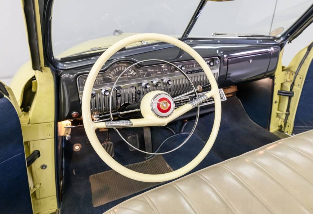 Mercury-Monterey-convertible-1951-yellow-90123-5