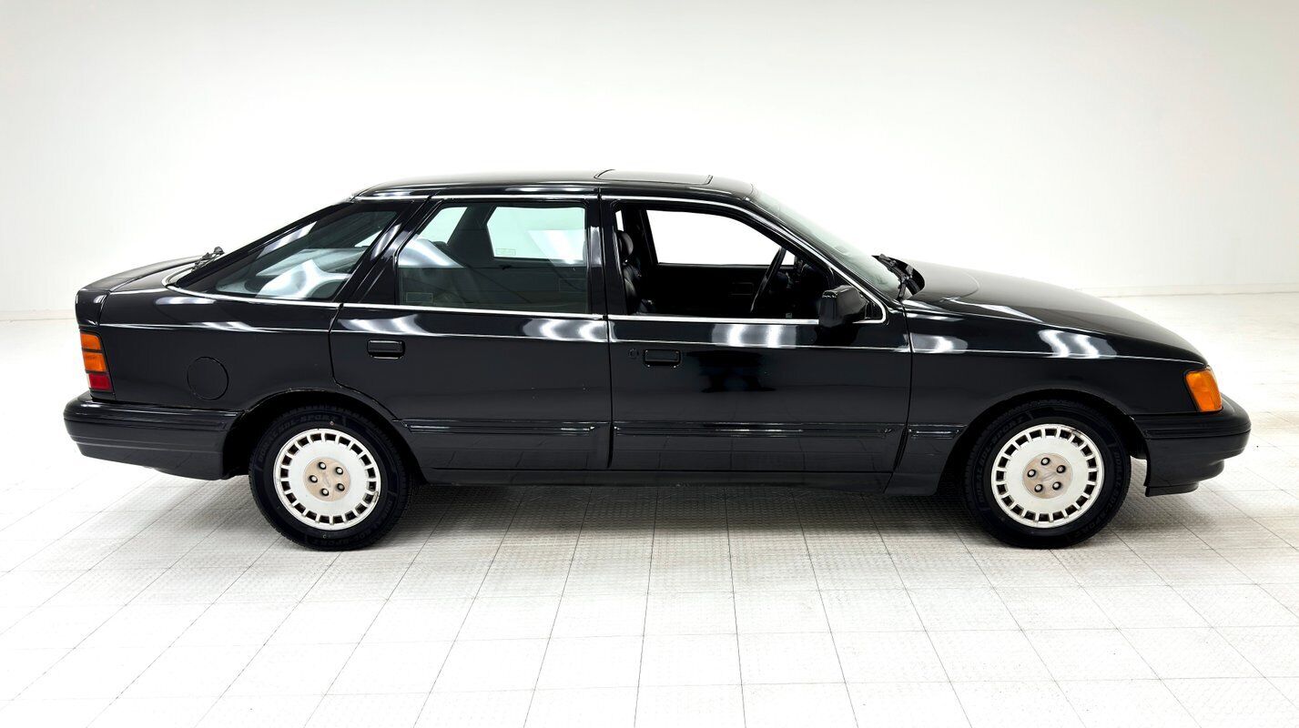 Mercury-Scorpio-Berline-1989-Black-Black-174928-5