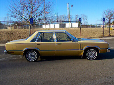 Mercury-Zephyr-Berline-1983-Gold-Tan-121919-6