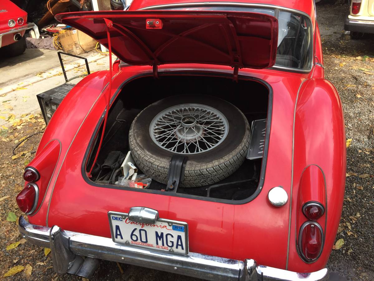 Mg-A-coupe-1960-red-1986-1