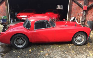 Mg-A-coupe-1960-red-1986-2