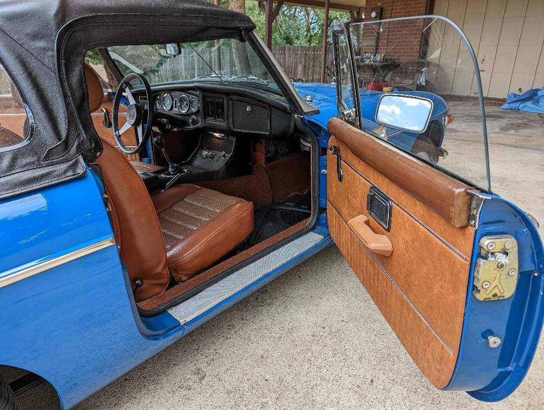 Mg-B-convertible-1974-blue-78053-1