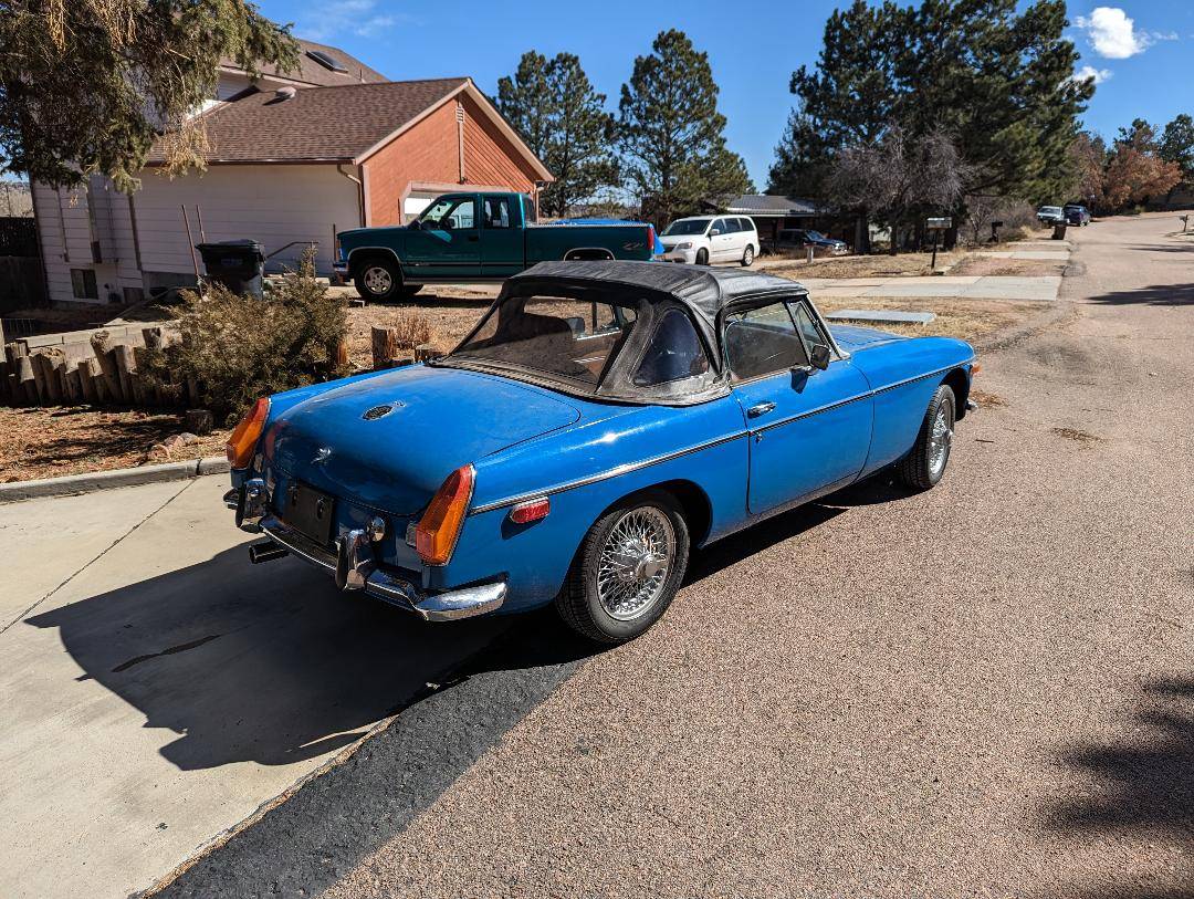 Mg-B-convertible-1974-blue-78053-3