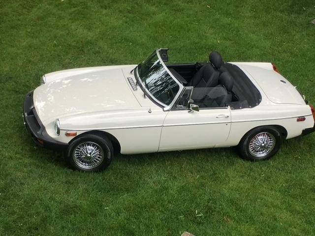 Mg-B-convertible-1979-white-21726