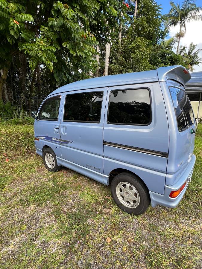 Mitsubishi-1995-blue-96560-2