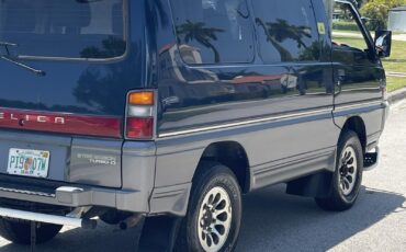 Mitsubishi-Fuso-Delica-SUV-1995-Blue-Gray-213399-10