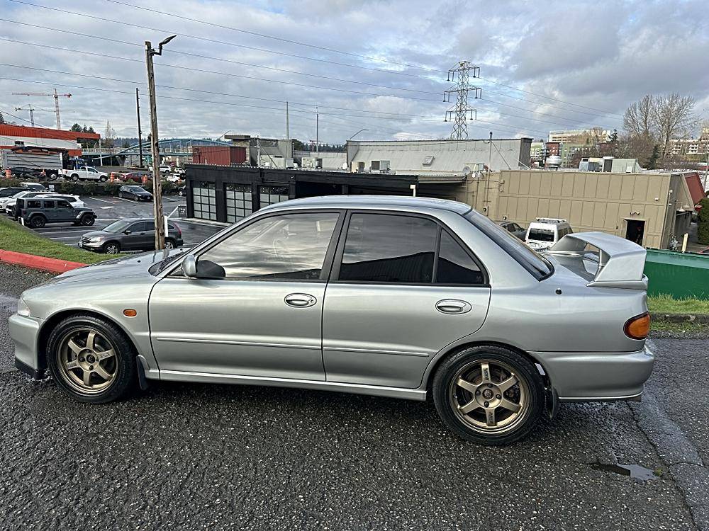 Mitsubishi-Lancer-evolution-1994-custom-115015-13