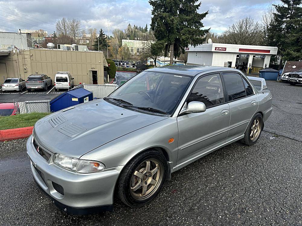 Mitsubishi-Lancer-evolution-1994-custom-115015-16